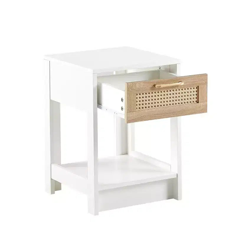 Comodino con cassetto in rattan naturale/bianco e ripiano aperto – Montaggio per 1 persona