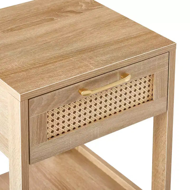 Comodino con cassetto in rattan naturale/bianco e ripiano aperto – Montaggio per 1 persona