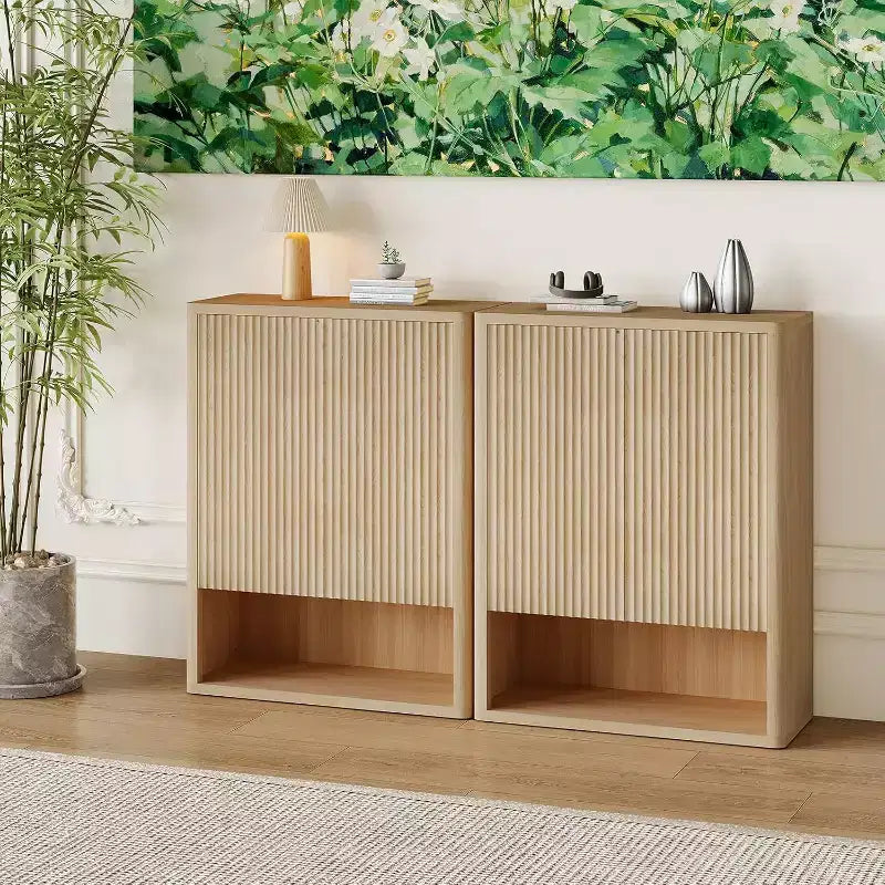 Scarpiera bianca in legno con ante push-open, autoportante, capacità 15 paia